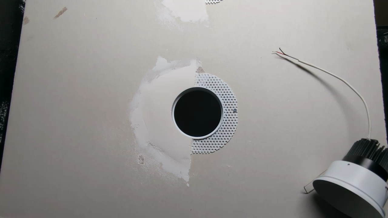 Stella Trimless Installation